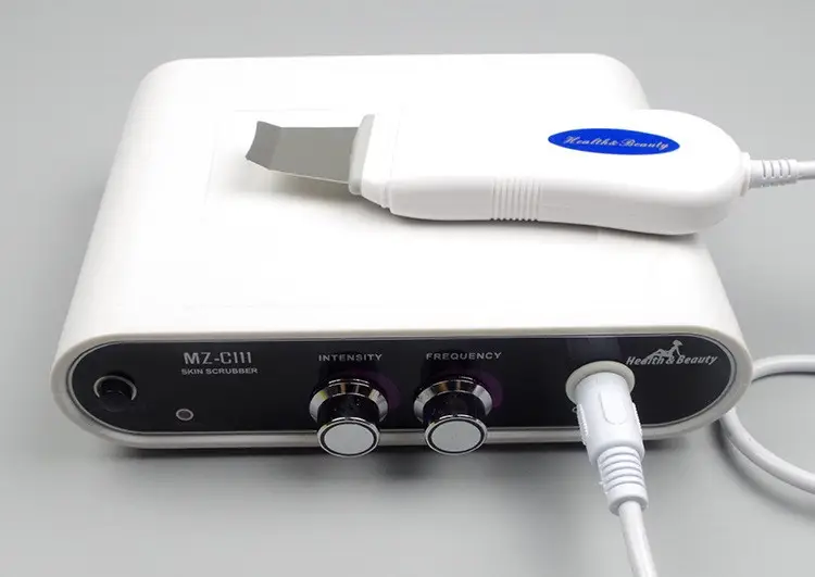 Ультразвуковой скрабер с базой ULTRA-C111